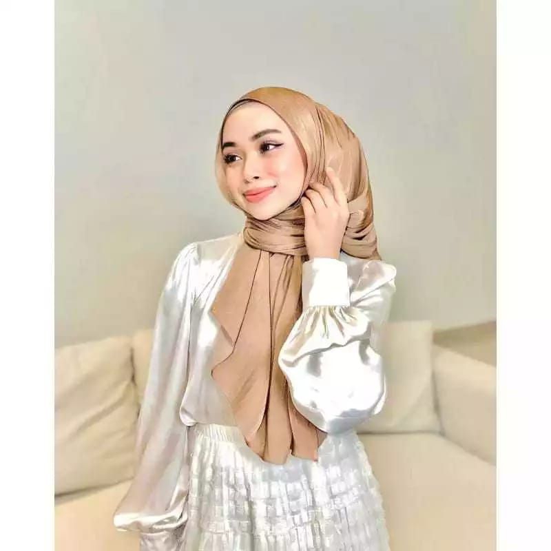 ready pasmina shimer by azila hijab