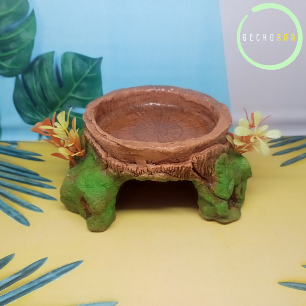 Hiding Cave Bentuk Pohon Tree Reptil Gecko Ukuran Sedang (M) Adult