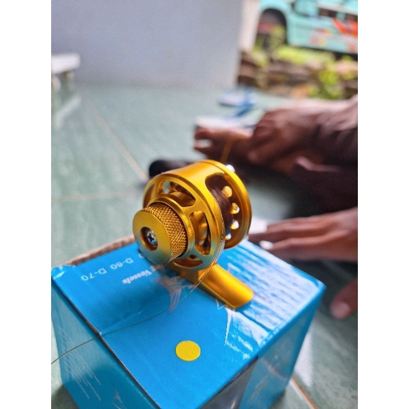 reel / tokos lie yu wang D30 (SEKEN)