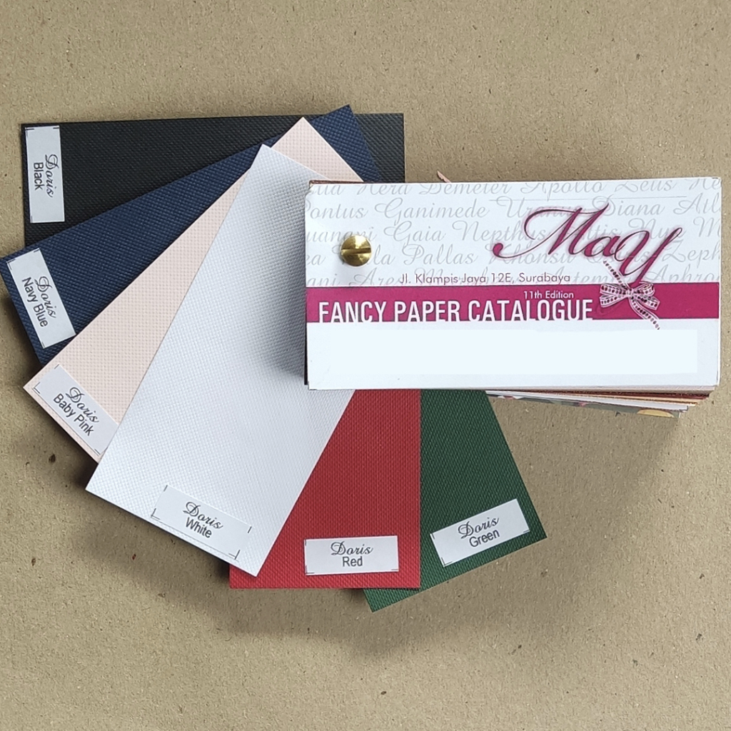 

Kertas Kado Fancy Paper Classic Doris (textur bintik2 halus)