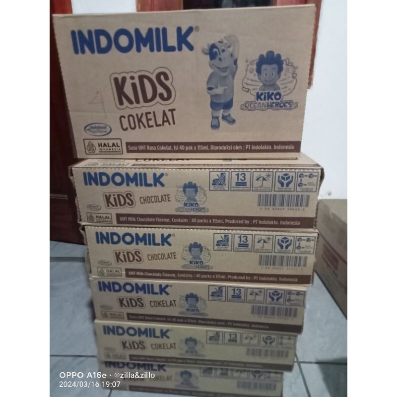 

Indomilk kids uht coklat / dus (isi 40pcs) 115ml