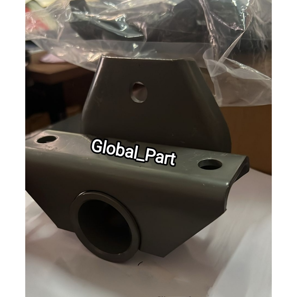 Hanger bracket spring per NKR66 NKR71 NMR71 braket anting ayunan breket gantungan dudukan sepring pi