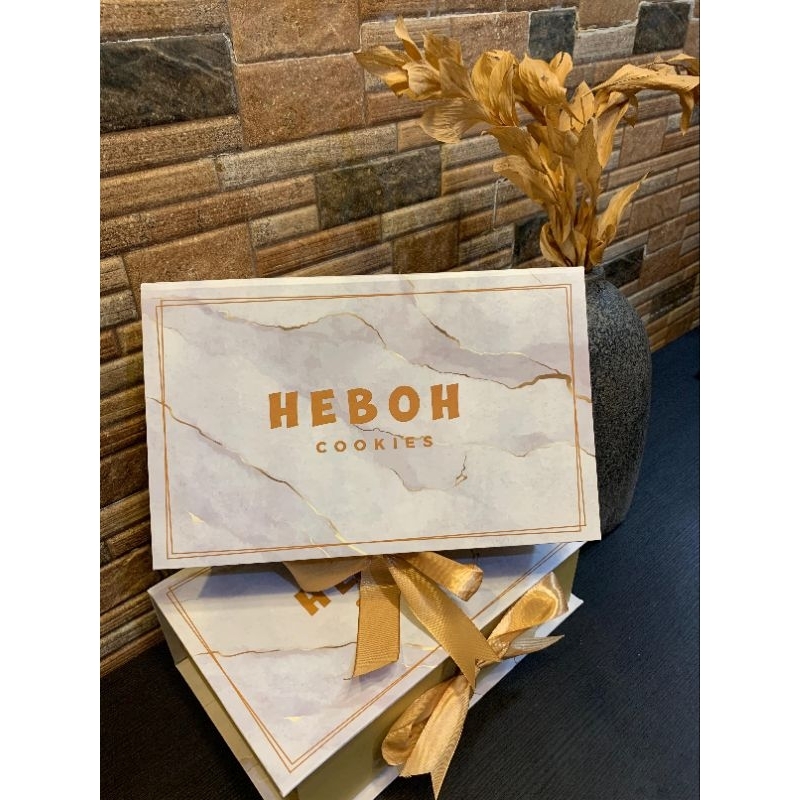 

Kue kering premium Hazel package by HEBOH COOKIES