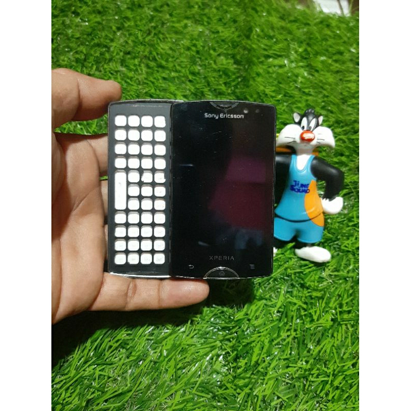 Hp Sony Ericsson SK17i Xperia Mini Pro Minus Mati (Bekas)