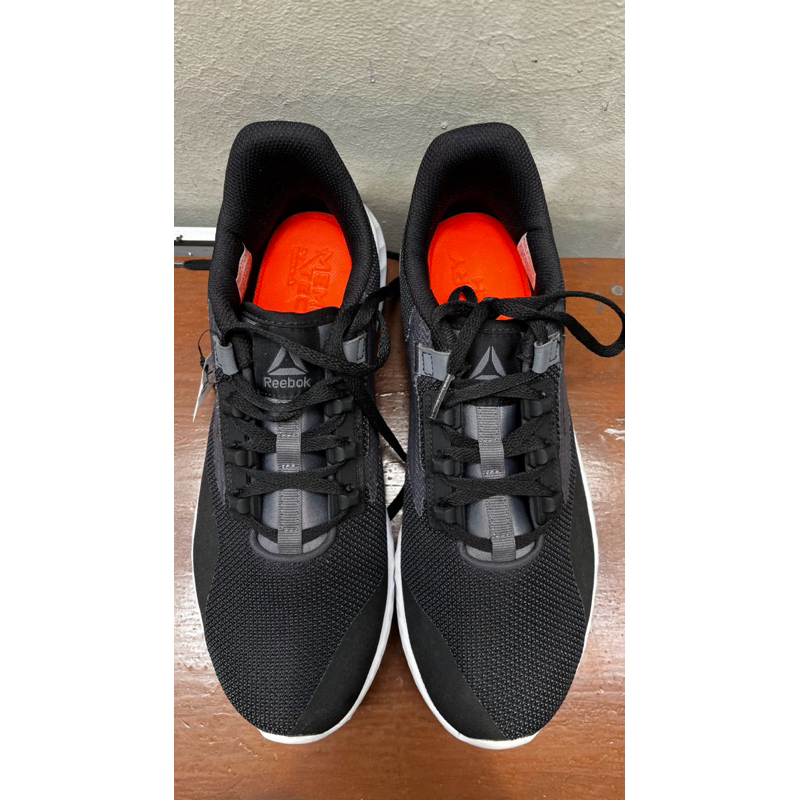 preloved sepatu pria reebok size 40