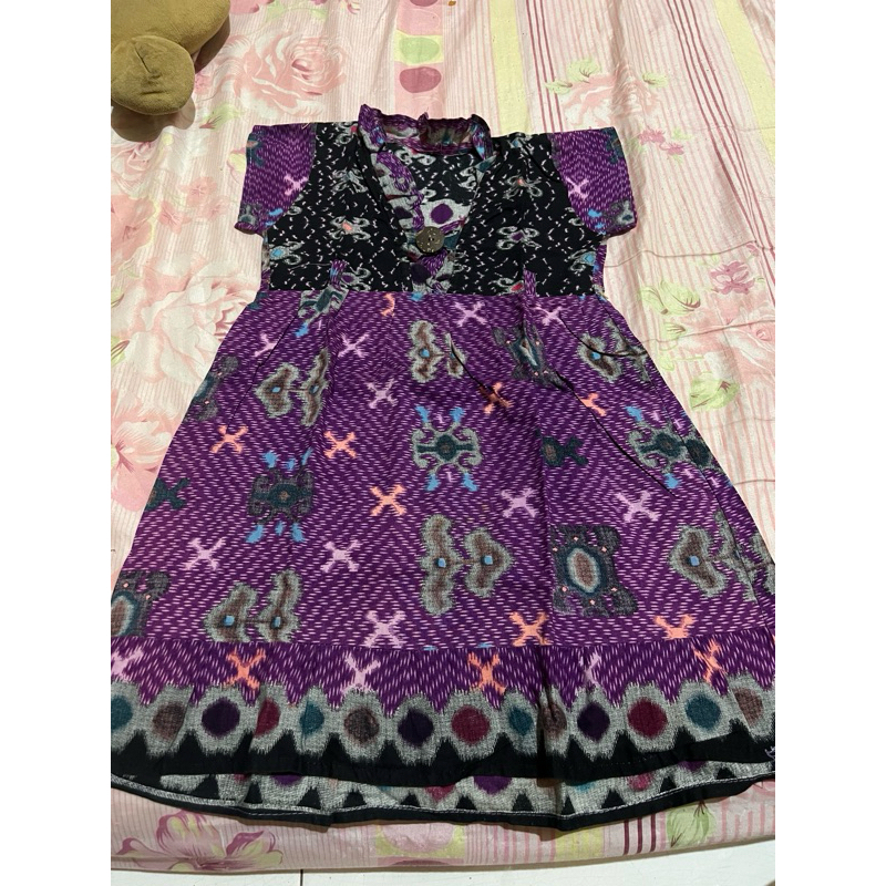 Preloved: Dress batik anak perempuan 4-5thn