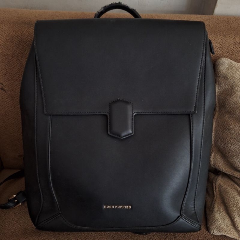 Preloved Tas Backpack/ Tas gendong Hush Puppies Octave