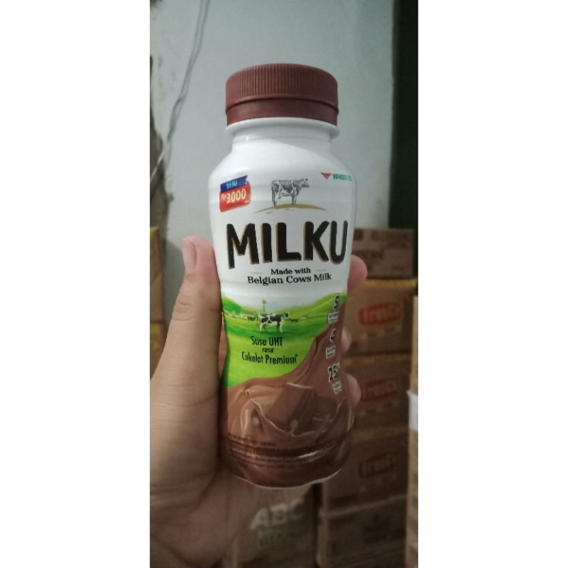 

Susu MILKU susu UHT rasa Cokelat Premium 200 ml