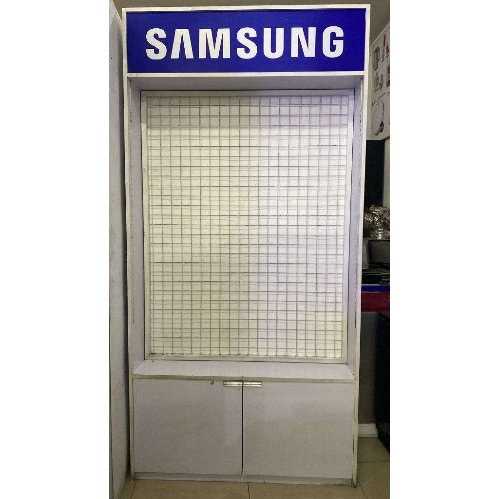 LEMARI DISPLAY AKSESORIS DAN HANDPHONE BAHAN KAYU SECOND SEKEN BEKAS