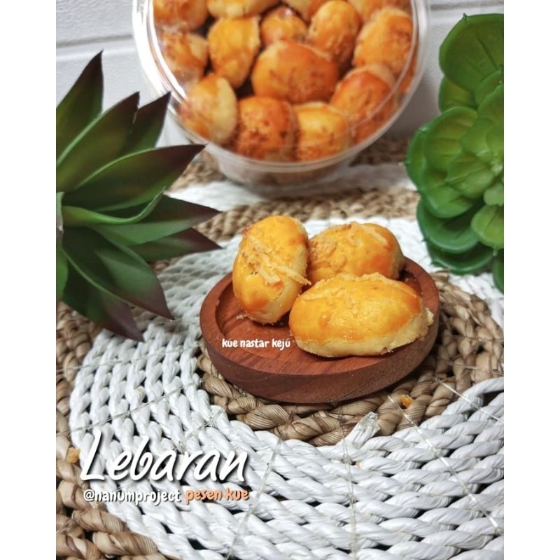 

KUE NASTAR KEJU NANAS , KUE LEBARAN 500 gr