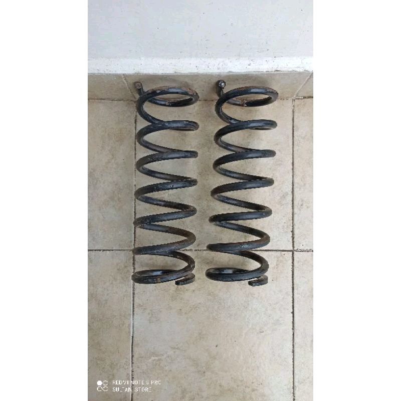 Per keong coil spring belakang rear Toyota Innova bensin original