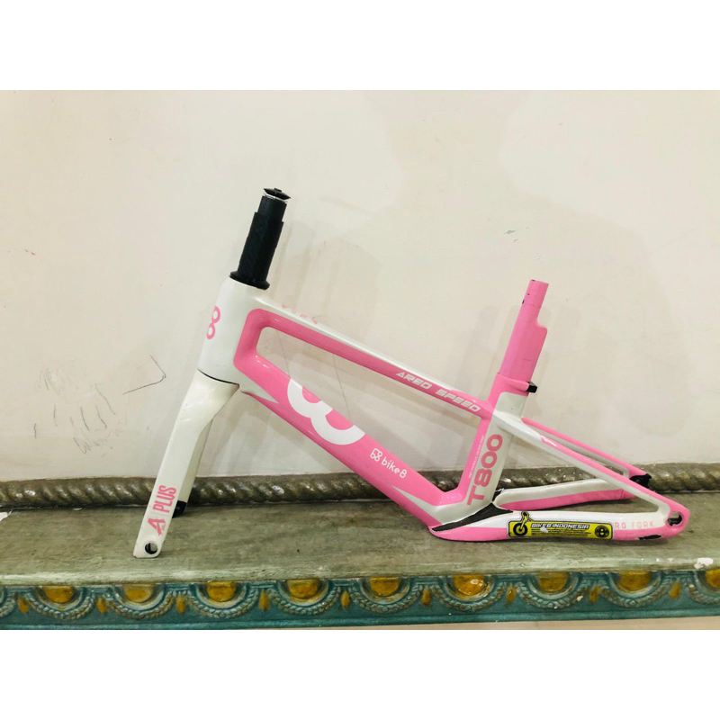 Bike8 Carbon Pink Putih