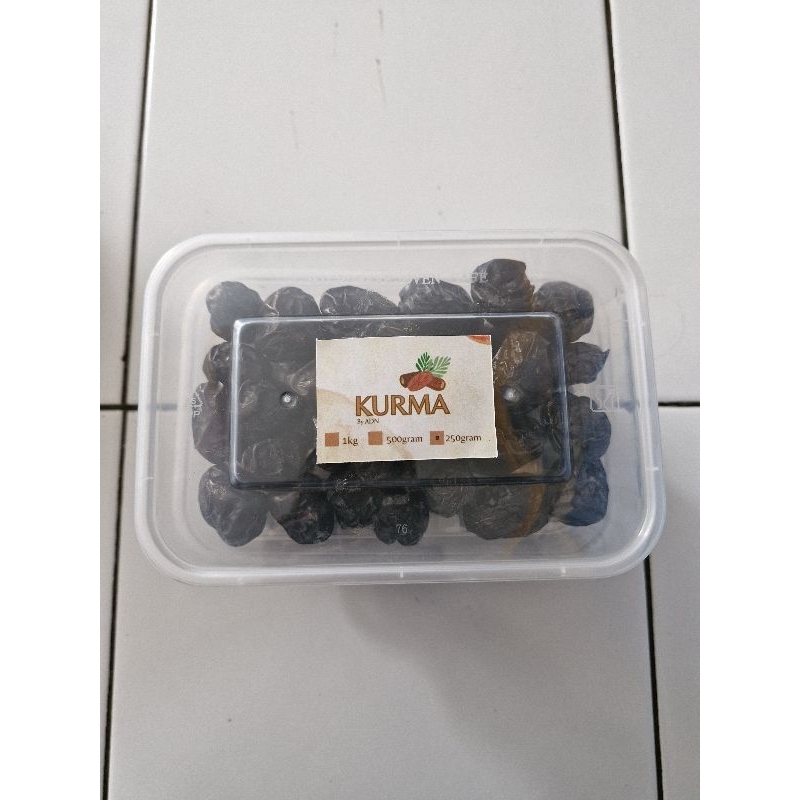

Kurma Ajwa Premium 250gram