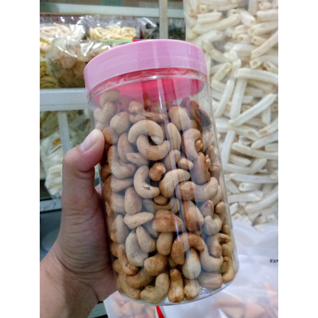 

Kacang Mente/Mede matang utuh/belah kemasan toples berat 500gram