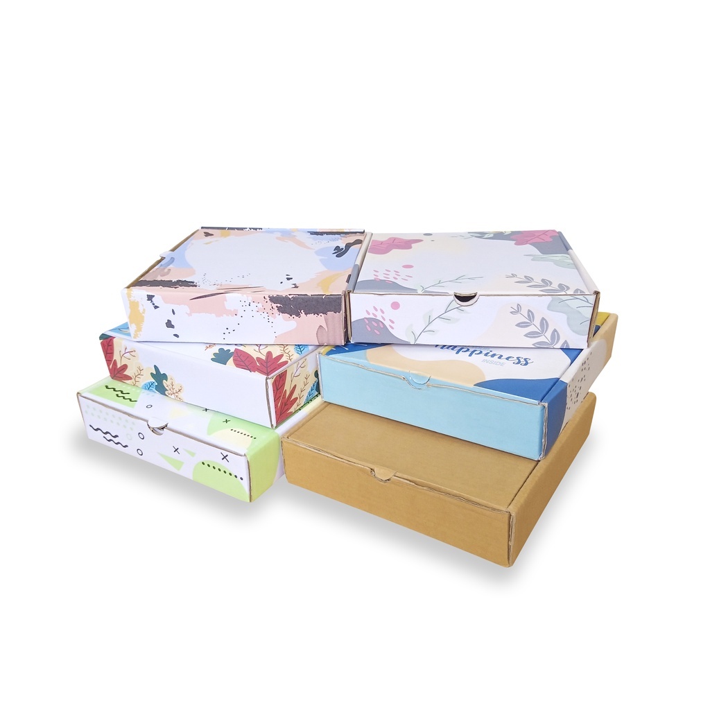 

Box Hampers Kado Motif