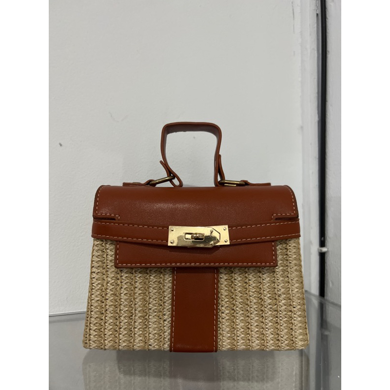 Tas wanita import premium anyaman