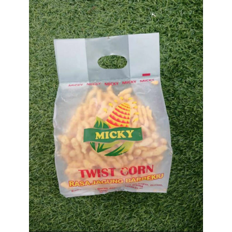 

TERMURAH !! cheetos Micky twist corn BBQ