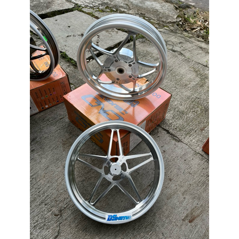 velg velk velek m DND DELKEVIC BINTANG VSPEED V SPEED MIO SPORTY MIOJ 5TL SMILE BEAR VARIO110 SCOOPY