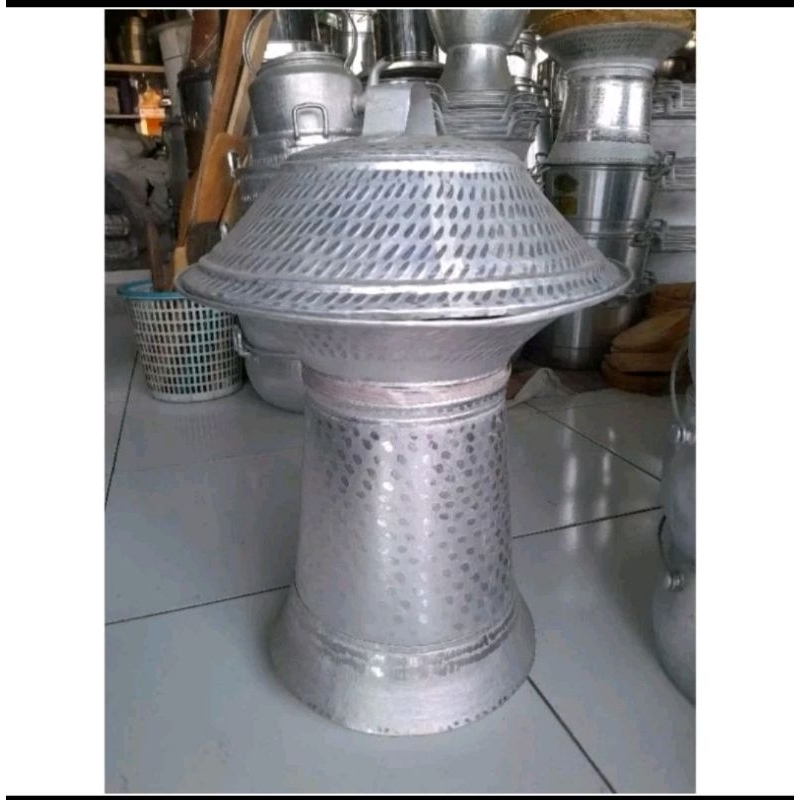 seeng dangdang aluminium tebal dan free kukusan bambu Ukuran 33x44 cm seeng aseupan