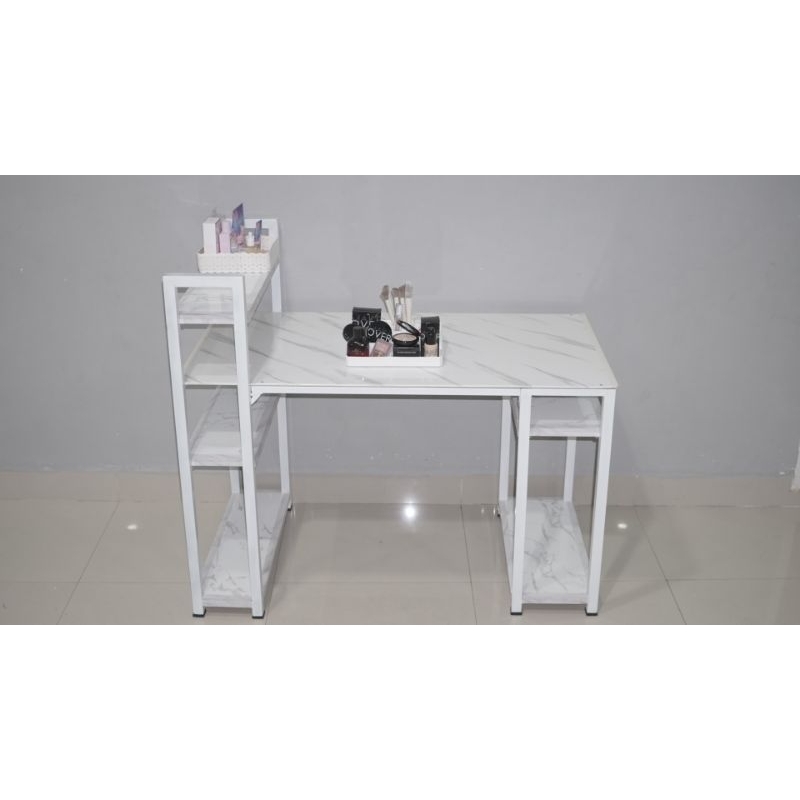 Meja Kerja Minimalis Multifungsi