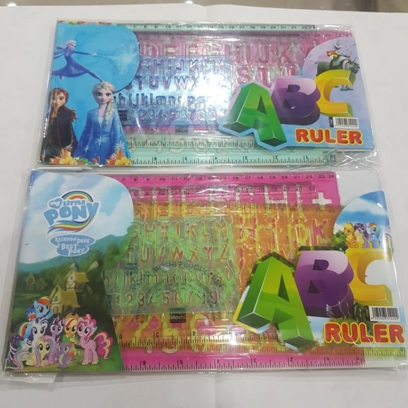 

Penggaris Sablon Huruf 1set Isi 4 / Mistar Sablon Huruf Angka Moshi-Moshi 1109
