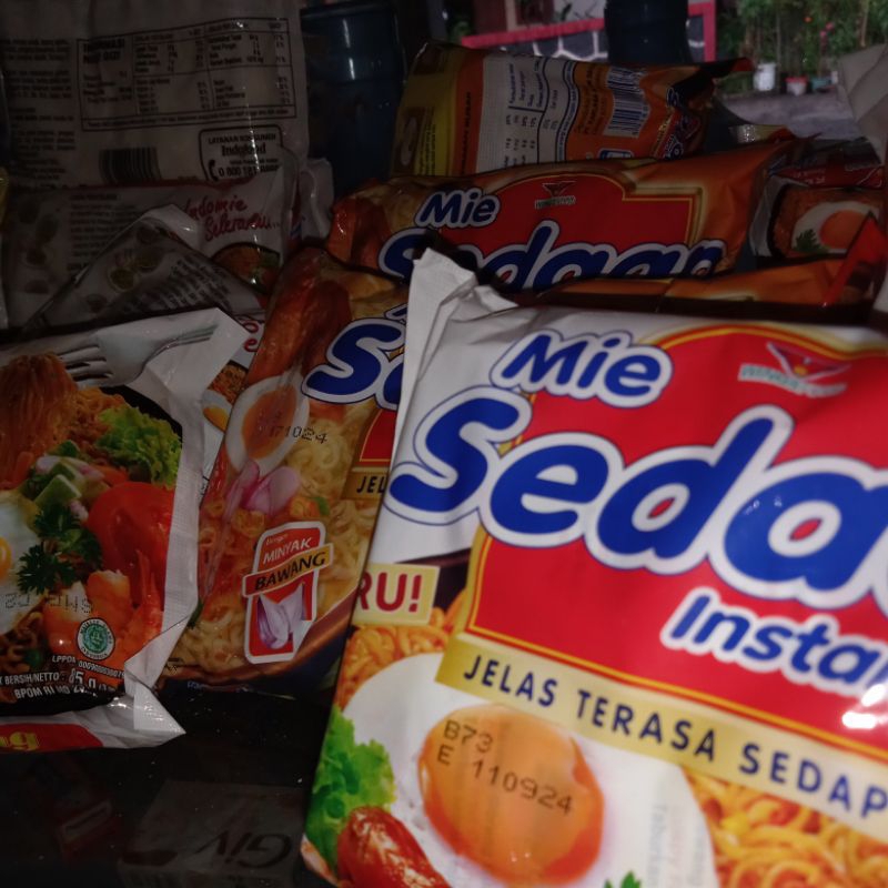 

Mie Instan Goreng Rebus Sedaap dan Indomie