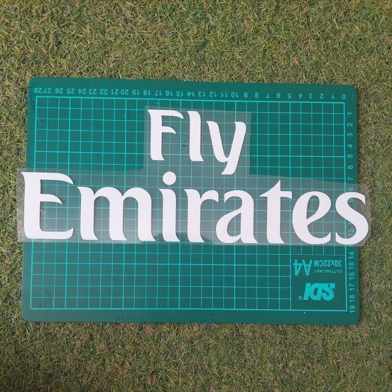 SPONSOR JERSEY BOLA FLY EMIRATES PUTIH UKURAN 31 CM