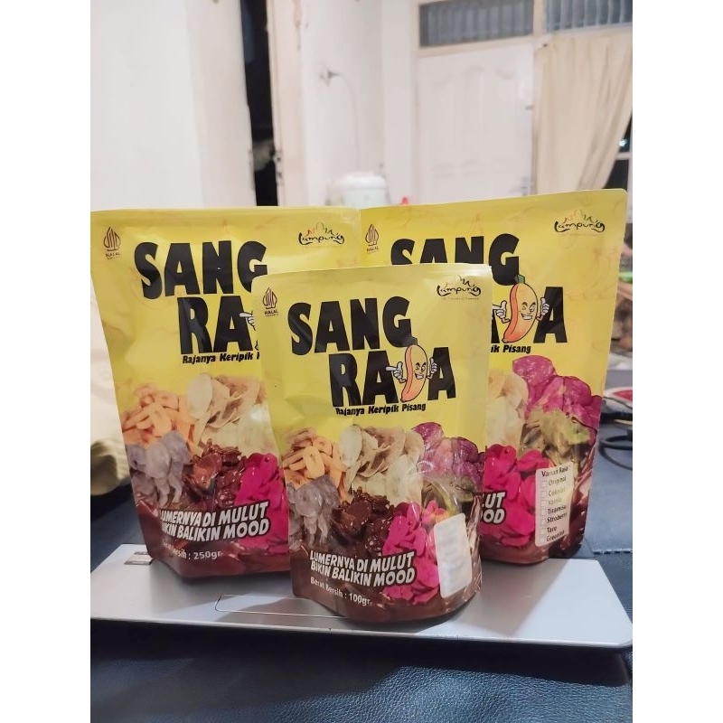 

SANG RAJA KERIPIK PISANG VANILA 250 GRAM