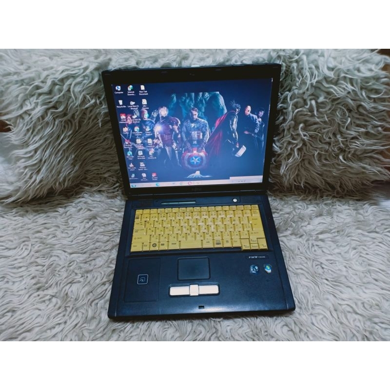 Laptop Fujitsu FMV-C8240 Ram 2gb HDD 80gb intel Core two2 Duo murah meriah