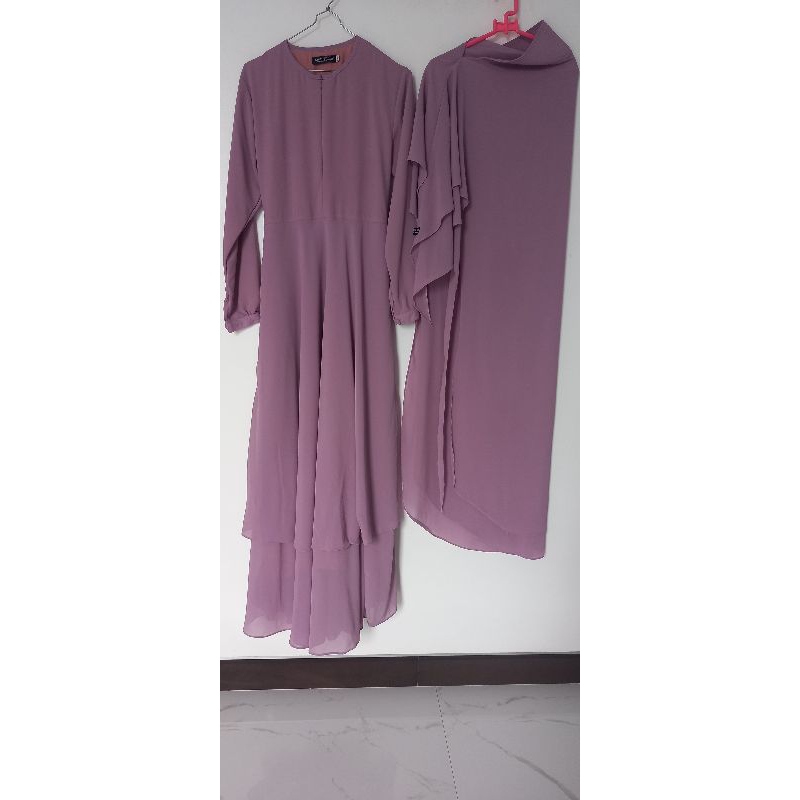 preloved gamis dan khimar sajeeda