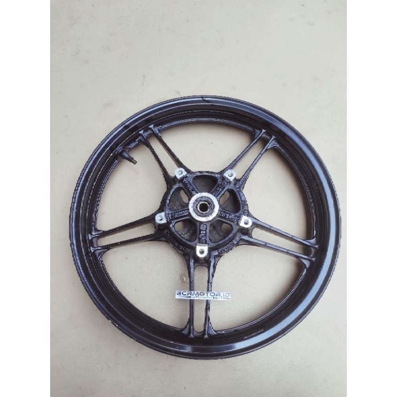 original velg depan yamaha R15 v1 v2 lama hitam
