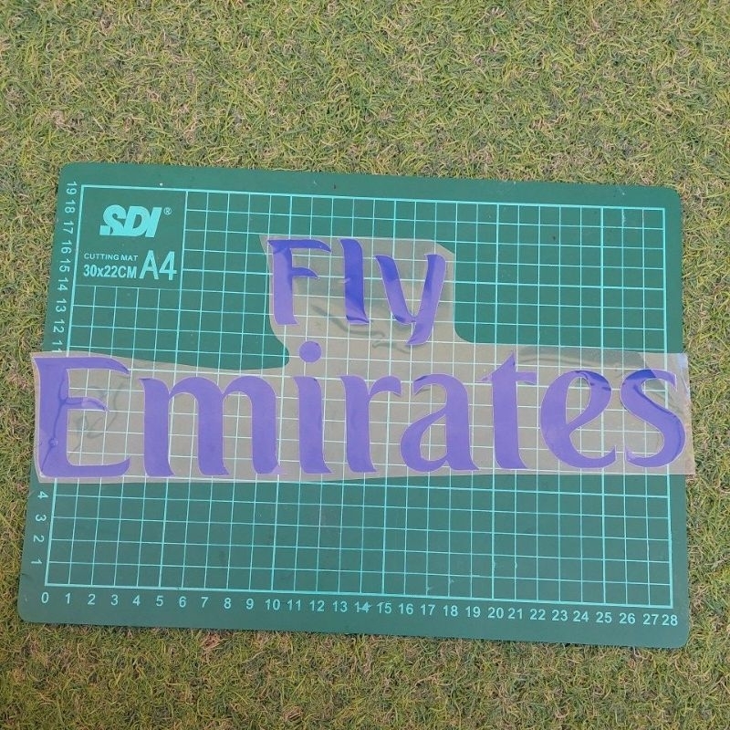SPONSOR JERSEY FLY EMIRATES BIRU