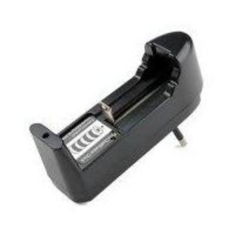 Charger Baterai/cas batu senter Universal 1 slot dan  Cas semua Jenis Baterai 18650 3.7V terlariss v
