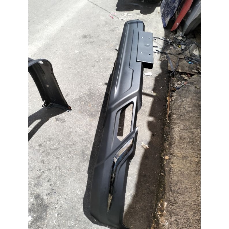 Bodykit depan venturer 2022