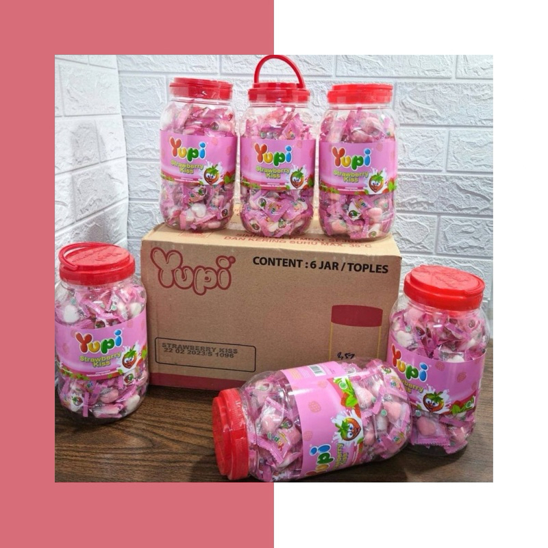 

{ ECER 1 TOPLES } Permen Yupi Strawberry Kiss Jar 300gr / Bolicious Mix Jar 250gr