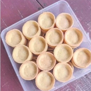 

Kulit Pie Bulat Polos 5cm;Tinggi 2cm (1box isi 36pcs)