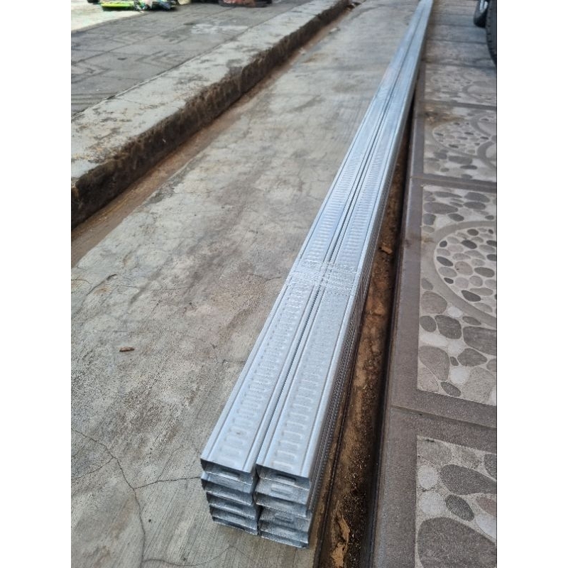 Hollow Baja Ringan/Galvalum