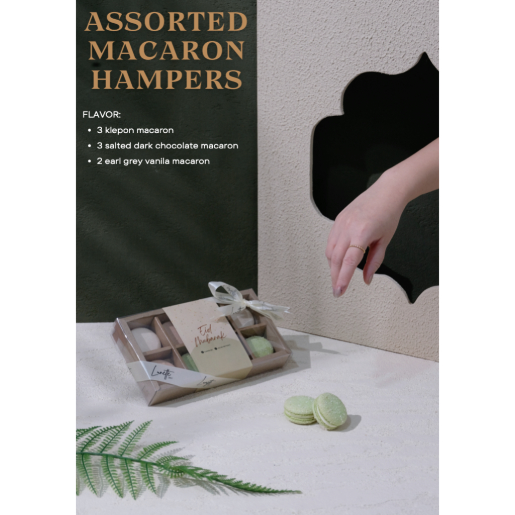 

Assorted macaron hampers