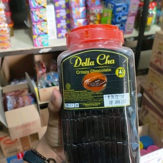 

Della Cha Crispy Chocolate Toples - Coklat Lebaran