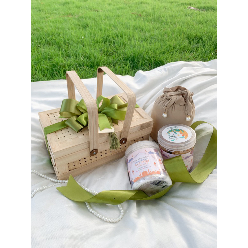 

hampers lebaran, hampers idul fitri, parcel lebaran, kue kering lebaran, keranjang hampers