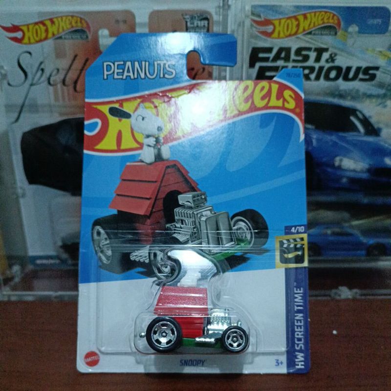 Hot Wheels Snoopy Peanuts