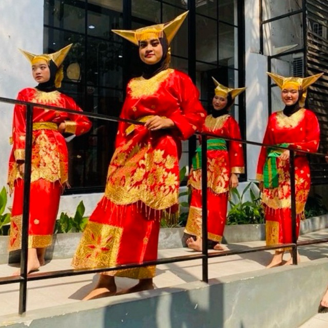 Pakaian Adat Padang Dewasa / Baju Kurung Minang Kabau