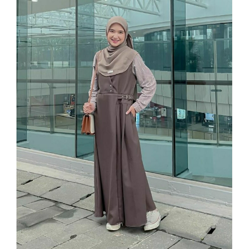 MAGGIE OVERALL JILBRAVE | Gamis Overall dengan inner motif Monogram Jilbrave