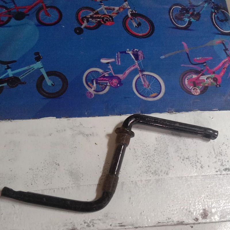 ENGKOLAN SEPEDA UKURAN 16 IN BEKAS