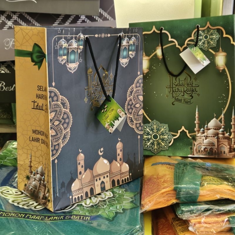 

ITSHOPING - Goodie Bag Lebaran Paper Bag Premium Muat Banyak 25x33x13cm Tas Lebaran Idul Fitri Paper Bag Motif Idul Fitri Paper Bag Tas Hantaran Lebaran Tas Bingkisan Muat Banyak Tebal