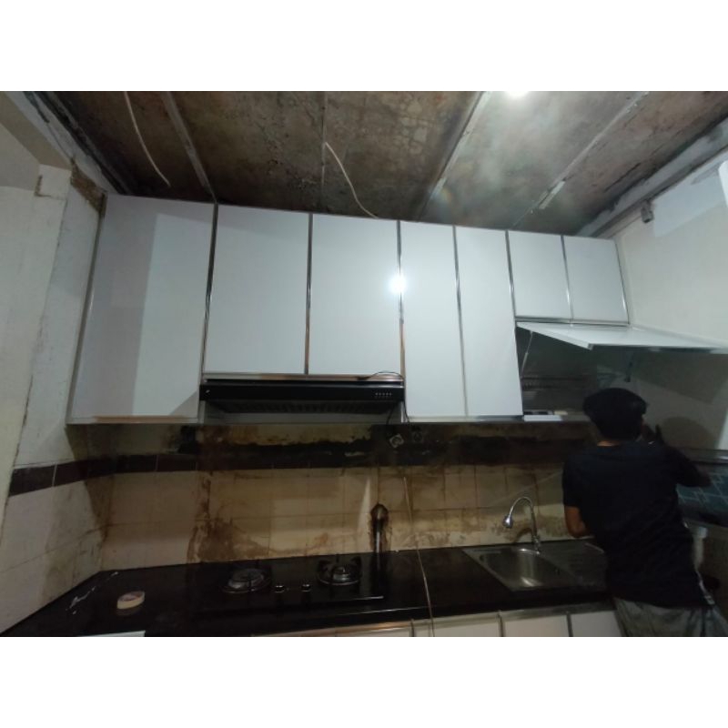 Lemari Dapur Aluminium