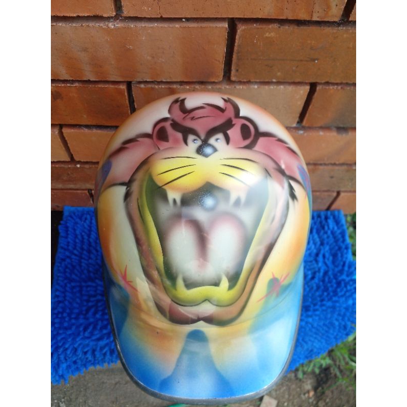 HELM CLASSIK JADUL VINTAGE MODEL HELM ASTREA GRAND AIR BRUSH TAZ-MANIA ORIGINAL NOS / BARU STOK LAWA