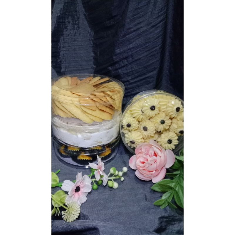 

Pakert hampers kue kering
