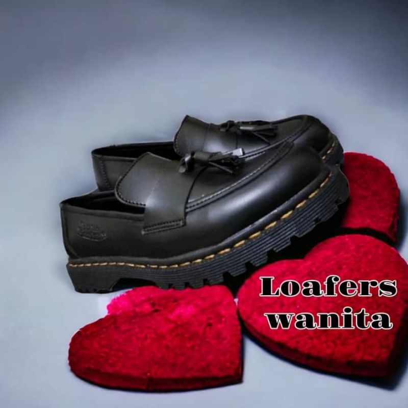 sepatu docmart loafers wanita. sepatu formal wanita sepatu dr. Martens slip-on. free box DR. MARTENS