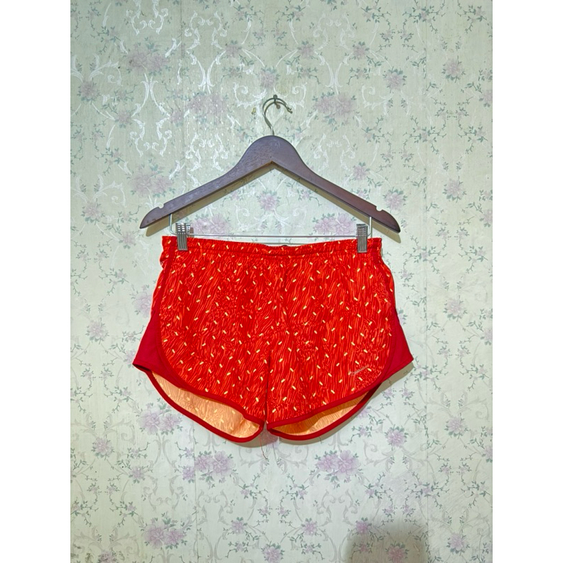 Preloved Celana Lari Nike Women